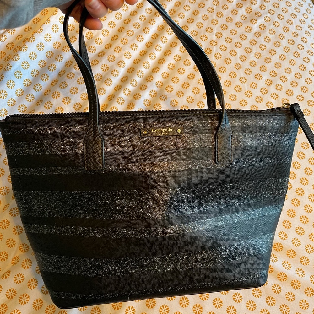 NWT Kate spade haven lane hani black glitter purse